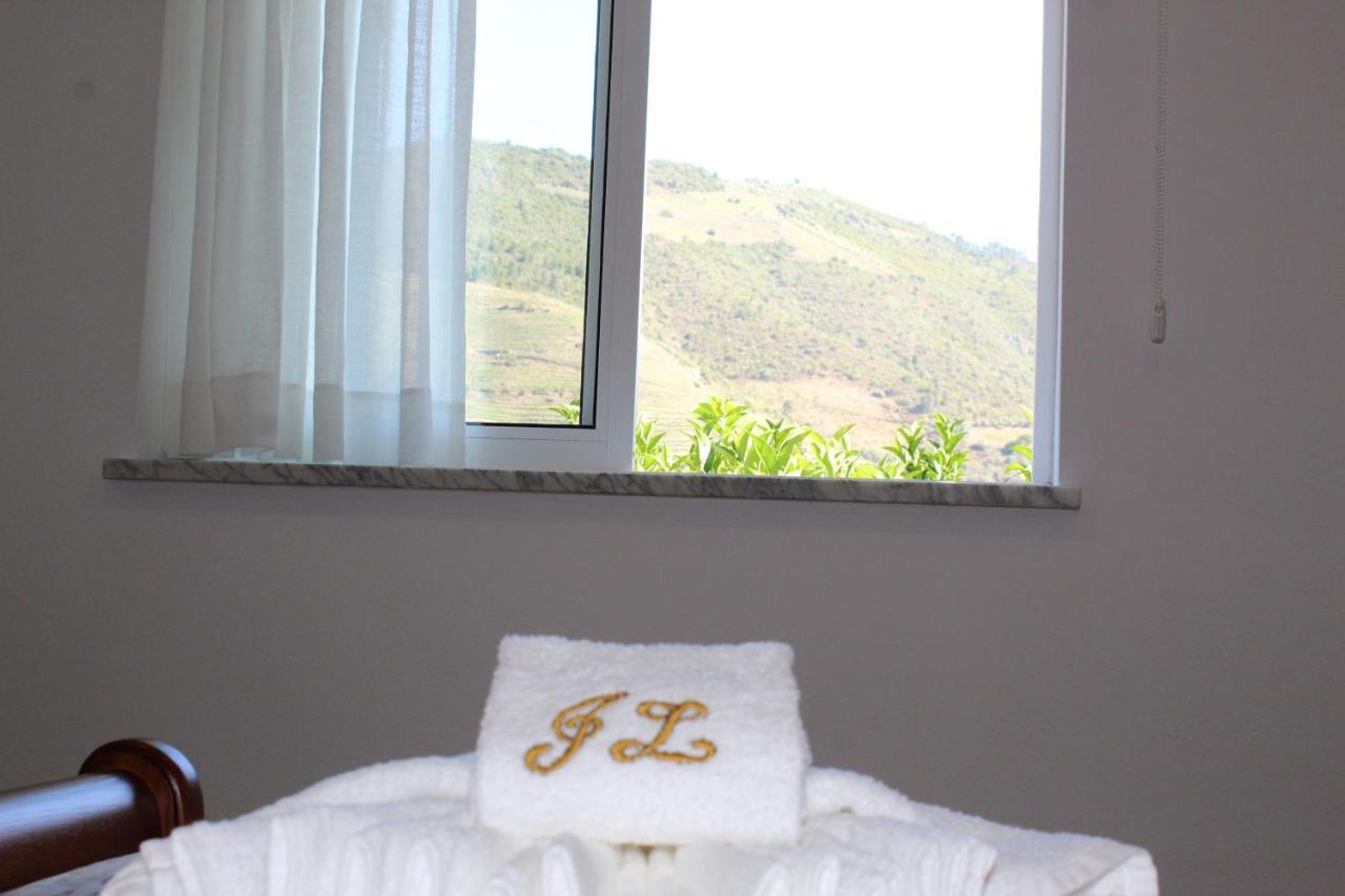 Casa Jose Lourenco Folgosa  Buitenkant foto